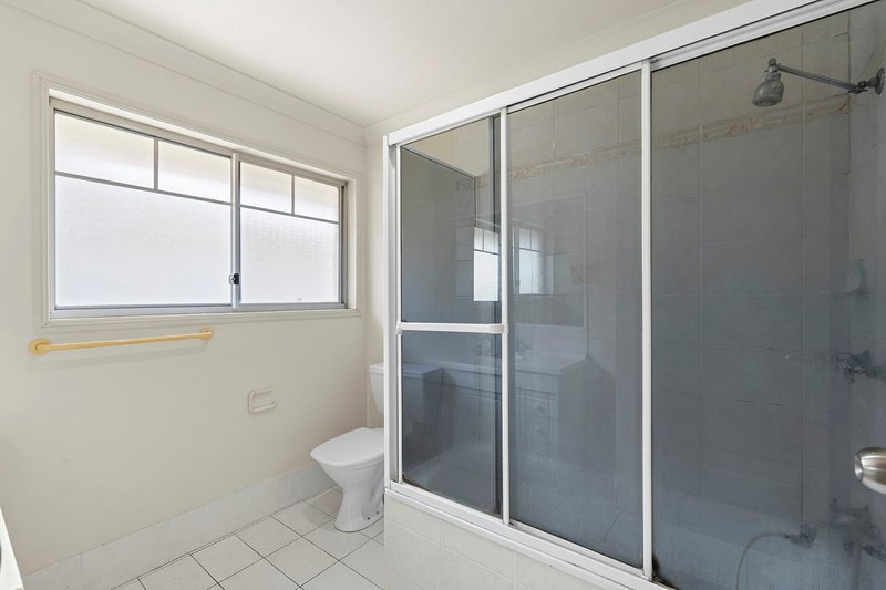 Photo - 10/10 Lawrence Close, Robertson QLD 4109 - Image 14