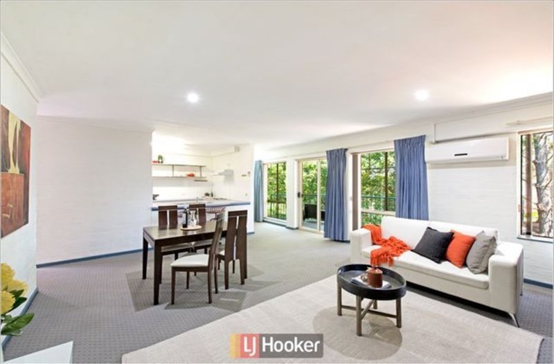 Photo - 10/10 Tank Street, Phillip ACT 2606 - Image 2