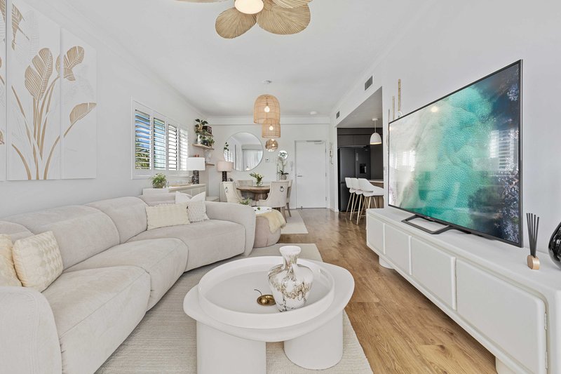 Photo - 10101/112 Palm Meadows Drive, Carrara QLD 4211 - Image 4