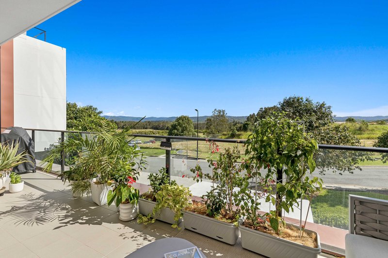 Photo - 10101/112 Palm Meadows Drive, Carrara QLD 4211 - Image 29