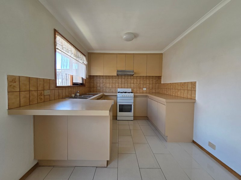 Photo - 10/104 Springs Road, Clarinda VIC 3169 - Image 2