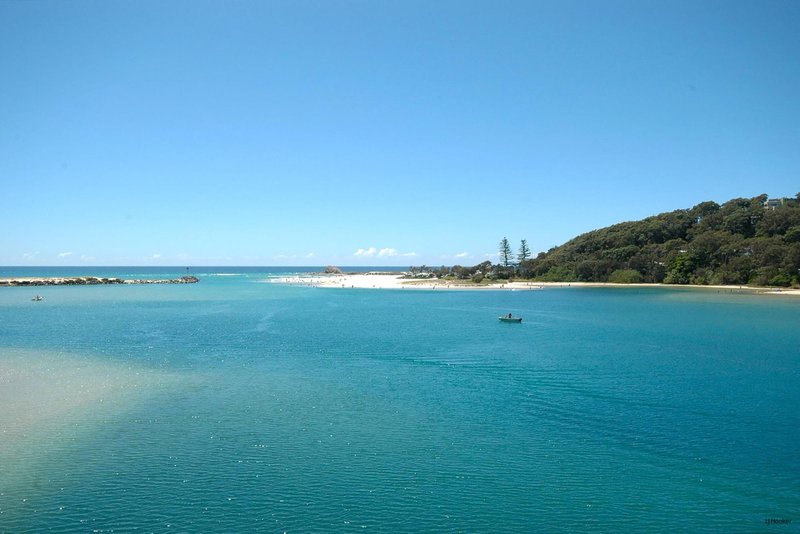 Photo - 10/1040 Gold Coast Highway, Palm Beach QLD 4221 - Image 25