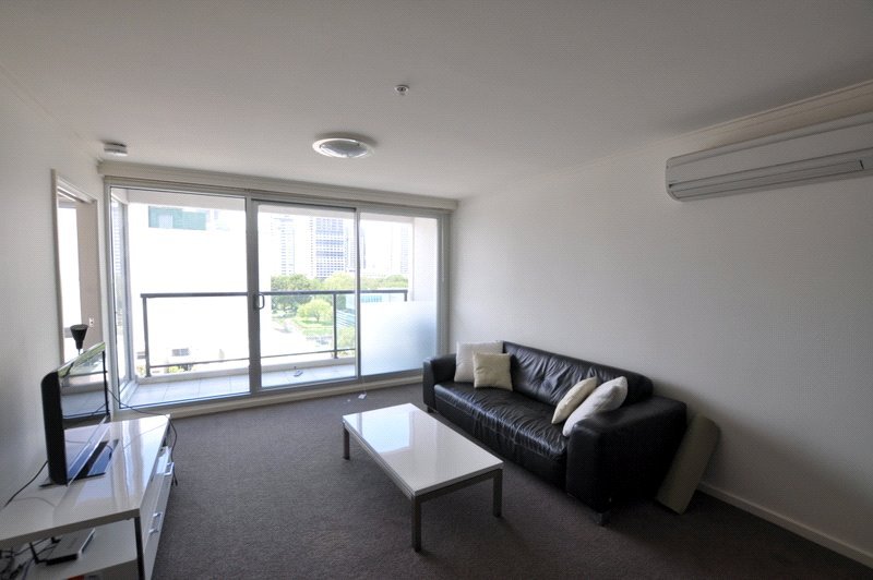 Photo - 1010/58 Jeffcott Street, West Melbourne VIC 3003 - Image 2