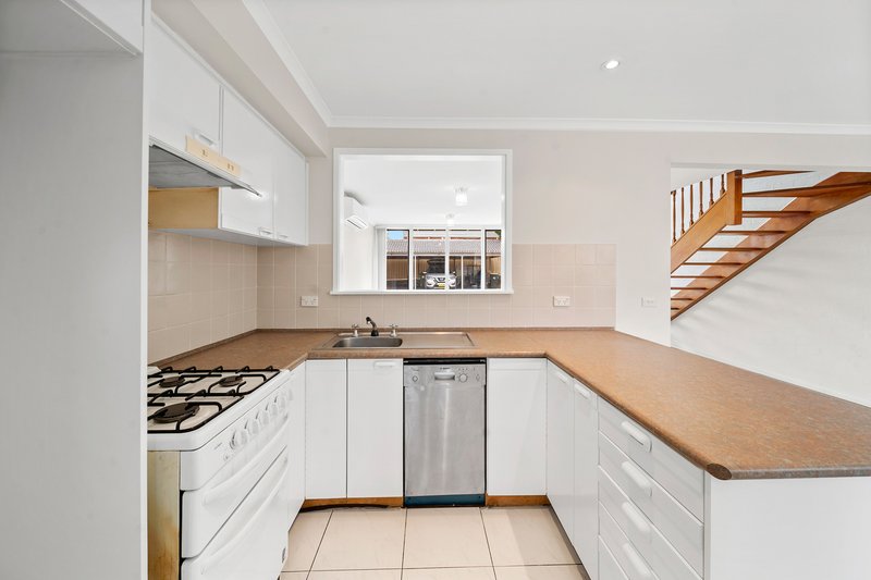 Photo - 10/11-13 Campbell Street, Queanbeyan NSW 2620 - Image 7