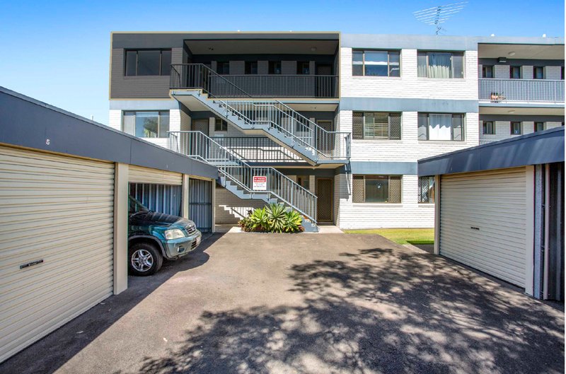 Photo - 10/11-13 Pangarinda Place, Mooloolaba QLD 4557 - Image 16