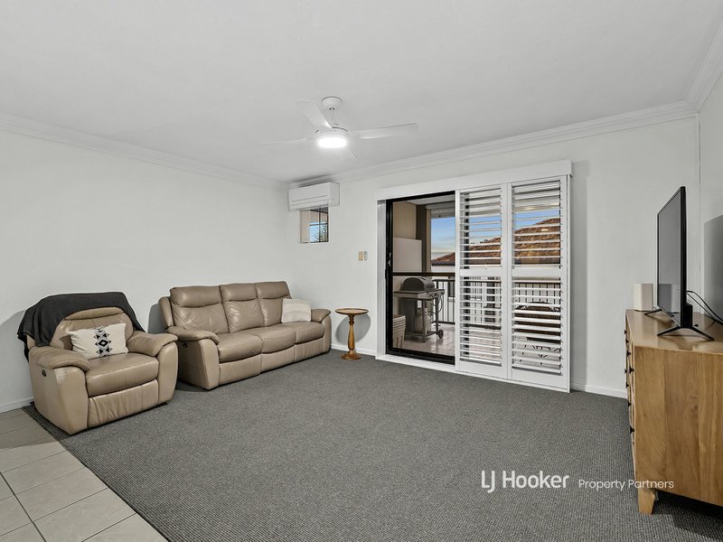 Photo - 10/11-15 Dansie Street, Greenslopes QLD 4120 - Image 10