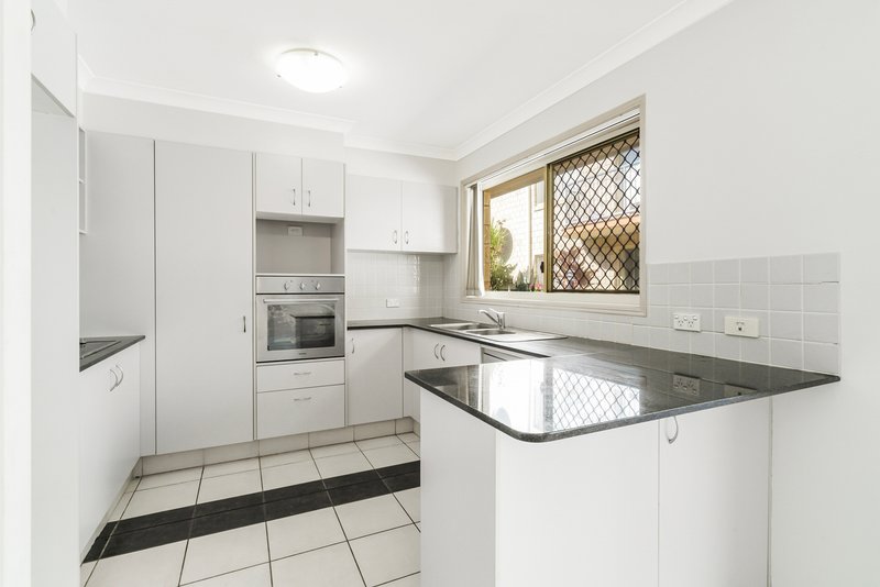 Photo - 101/1-9 Gray Street, Tweed Heads West NSW 2485 - Image 3