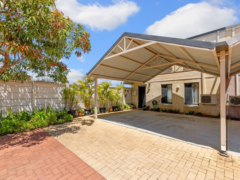 10/11 Choseley Place, Langford WA 6147