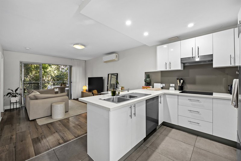 Photo - 10/11 Stephens Street, Morningside QLD 4170 - Image 1