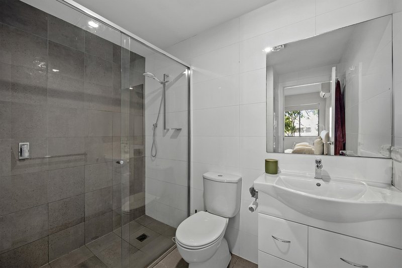 Photo - 10/11 Stephens Street, Morningside QLD 4170 - Image 7