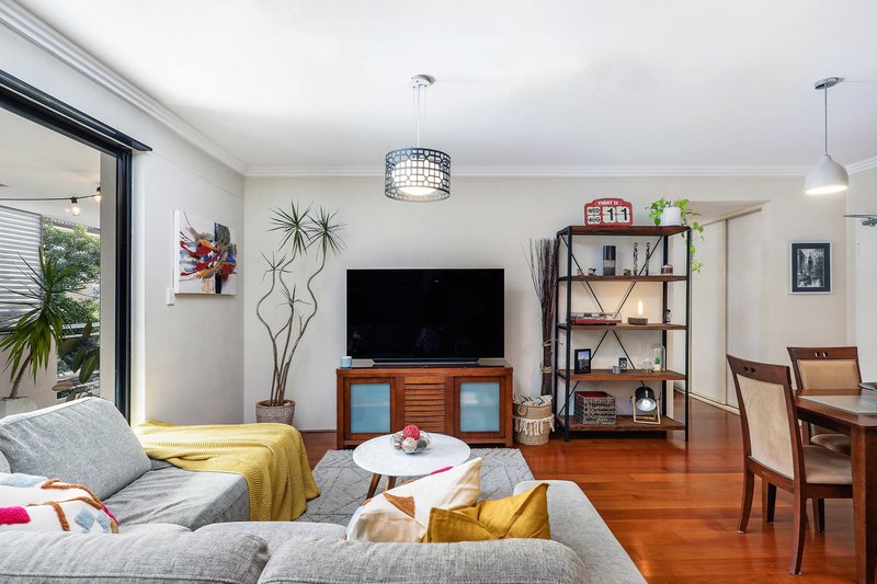 Photo - 10/11 Wallace Street, Marrickville NSW 2204 - Image 8