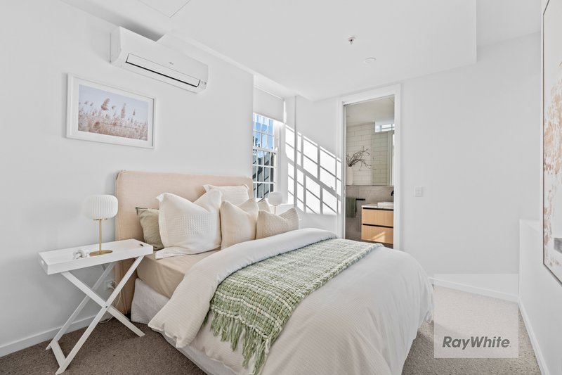 Photo - 101/10 Gonella Crescent, Bundoora VIC 3083 - Image 7