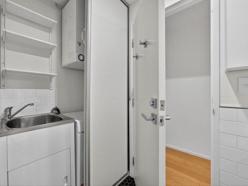 Photo - 101/108 Bennett Street, East Perth WA 6004 - Image 14