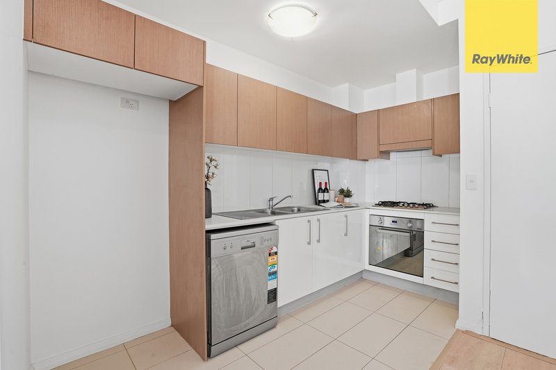 Photo - 101/11-15 Robilliard Street, Mays Hill NSW 2145 - Image 7