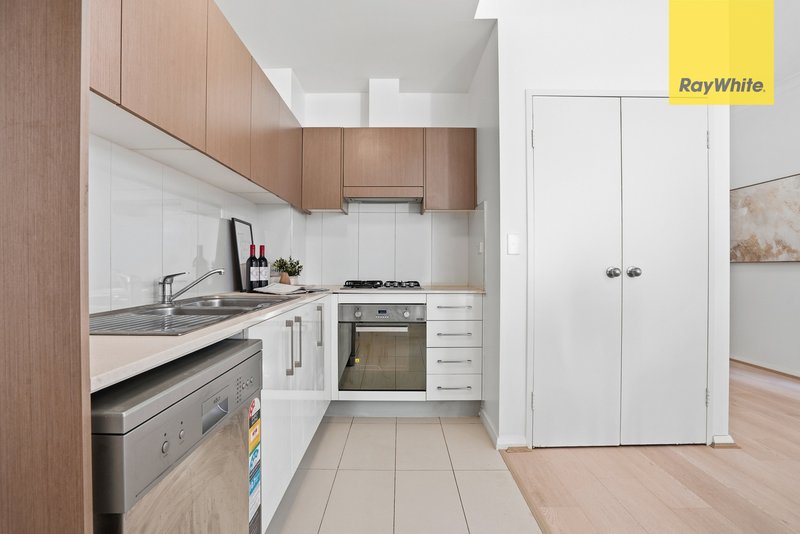 Photo - 101/11-15 Robilliard Street, Mays Hill NSW 2145 - Image 8