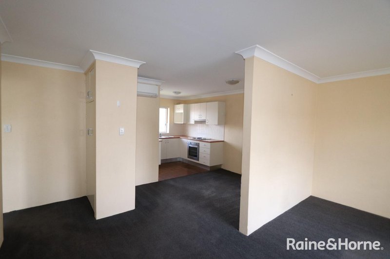 Photo - 10/111 Lambert Street, Bathurst NSW 2795 - Image 5