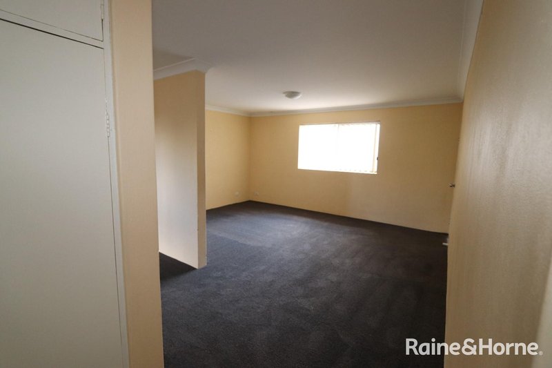 Photo - 10/111 Lambert Street, Bathurst NSW 2795 - Image 6