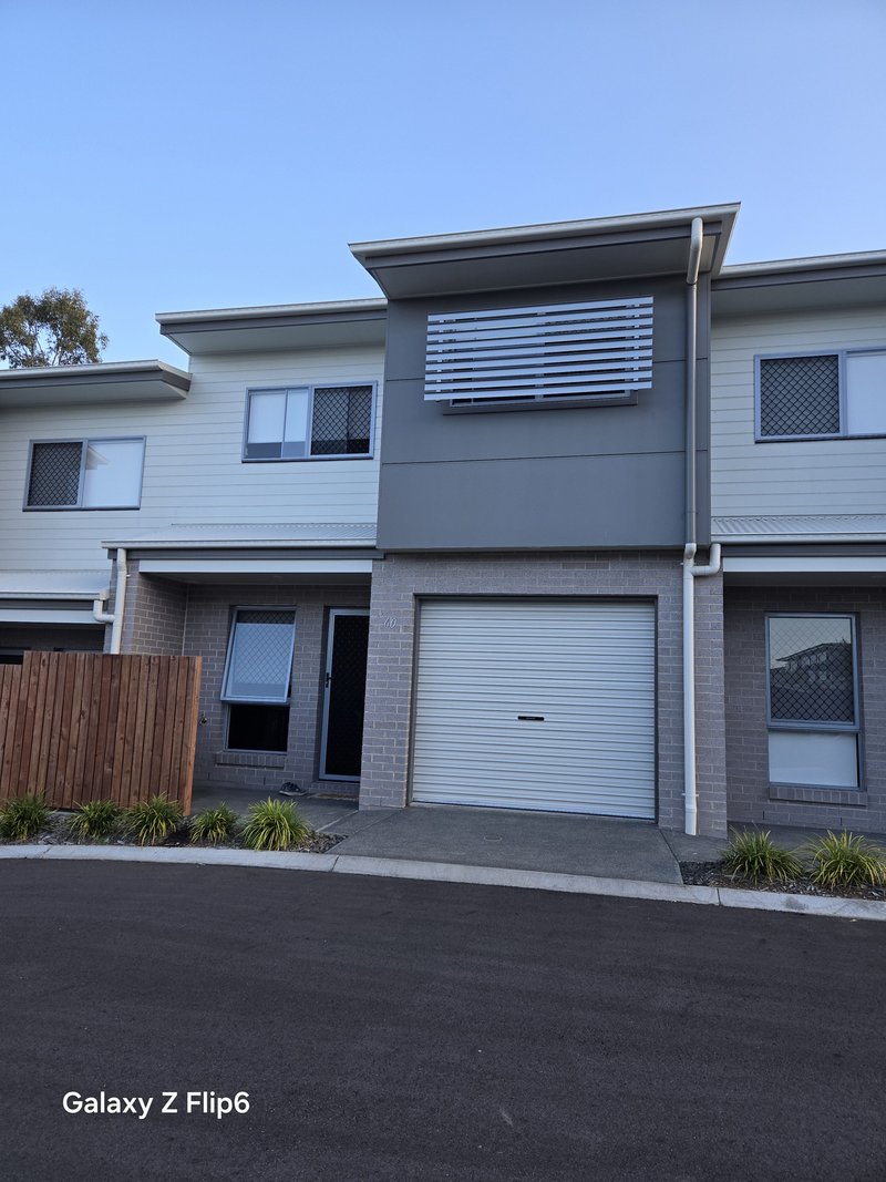 Photo - 101/14 Cavill Place, Runcorn QLD 4113 - Image 2