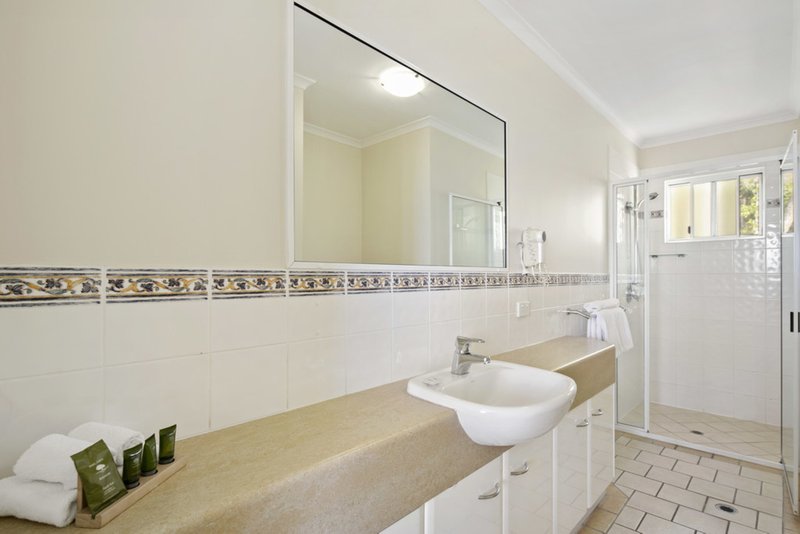 Photo - 10/115 Shingley Drive, Airlie Beach QLD 4802 - Image 9