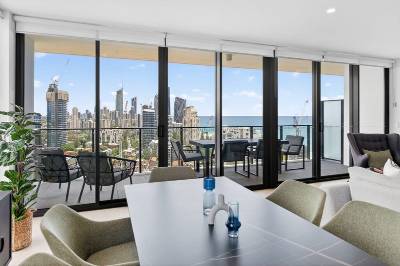 Photo - 101/18 Chelsea Avenue, Broadbeach QLD 4218 - Image 8