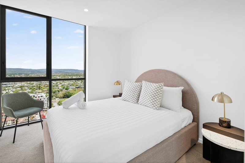 Photo - 101/18 Chelsea Avenue, Broadbeach QLD 4218 - Image 14