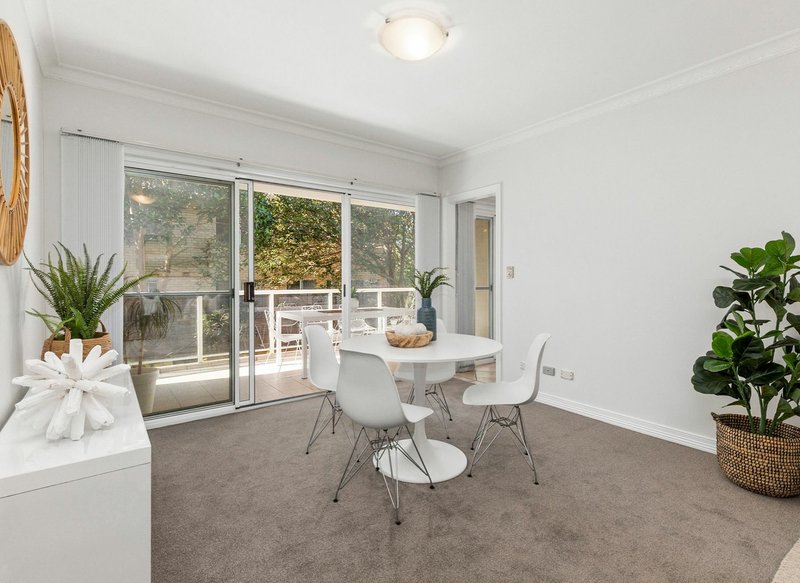 Photo - 10/12-14 Wetherill Street, Narrabeen NSW 2101 - Image 3