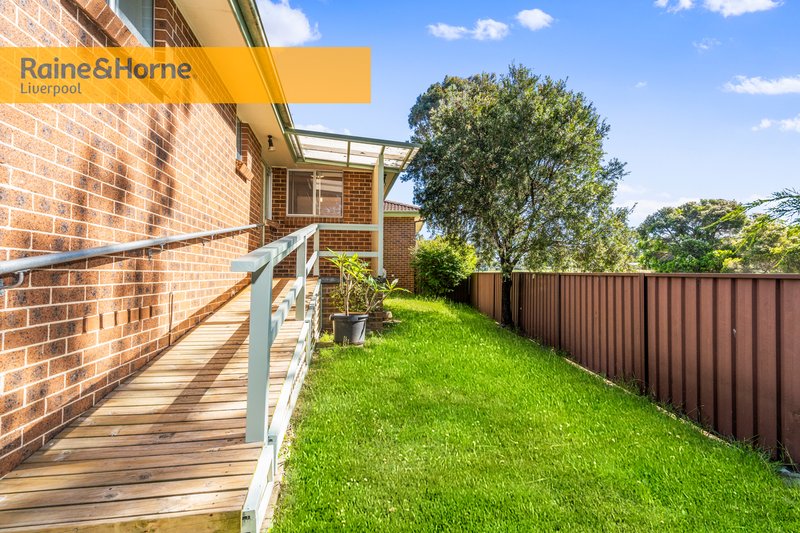 10/12 Bensley Road, Macquarie Fields NSW 2564