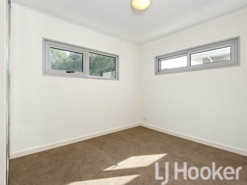 Photo - 10/12 Bushlark Street, Erskine WA 6210 - Image 3