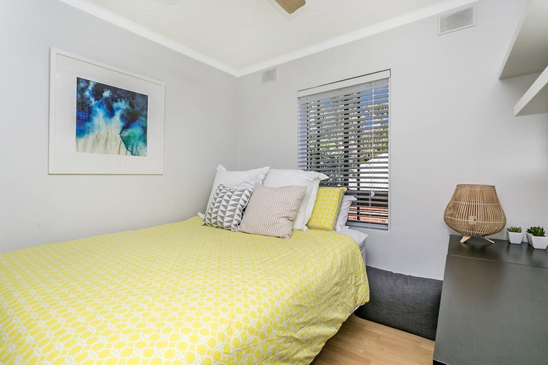 Photo - 10/12 Moseley Street, Glenelg SA 5045 - Image 9