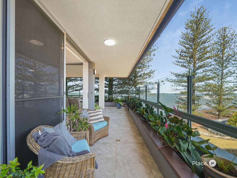 Photo - 101/2 Prince Edward Parade, Redcliffe QLD 4020 - Image 5