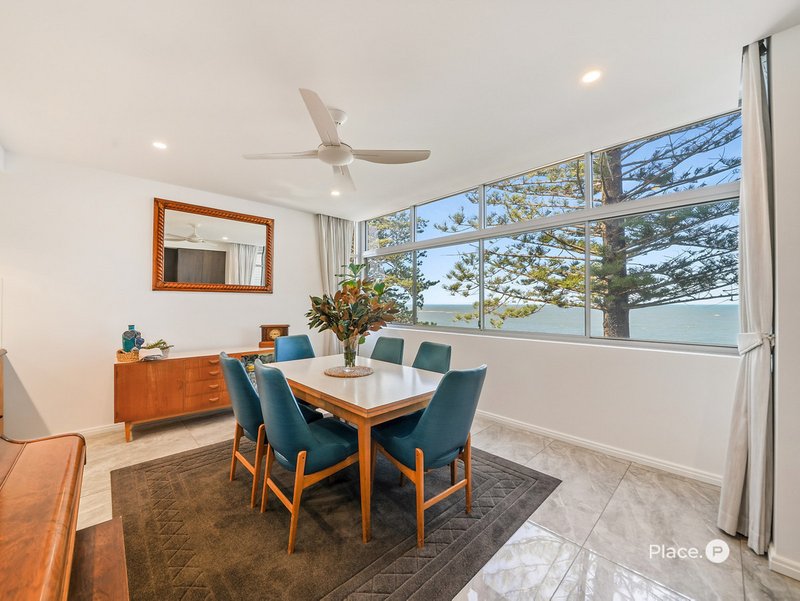 Photo - 101/2 Prince Edward Parade, Redcliffe QLD 4020 - Image 13
