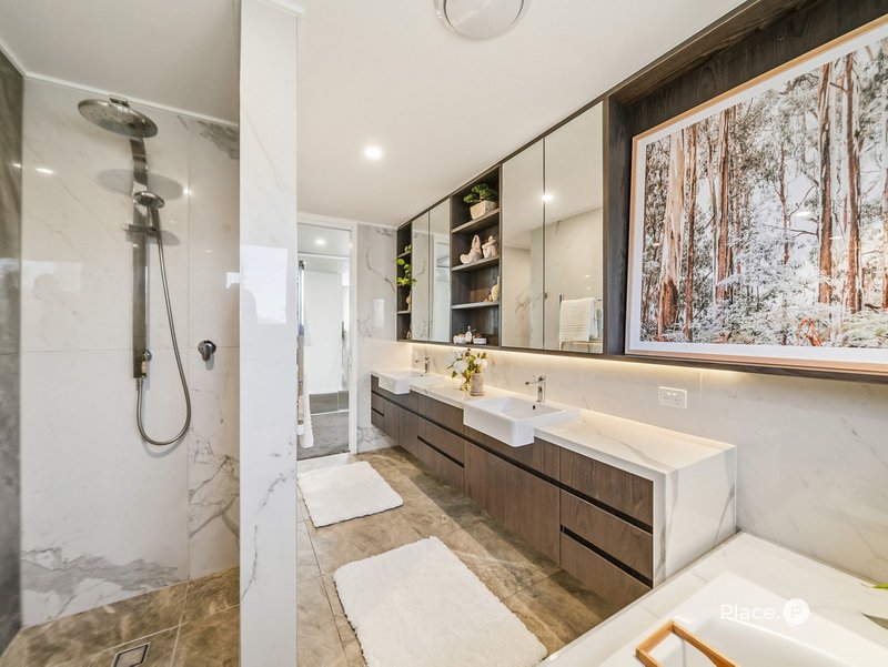 Photo - 101/2 Prince Edward Parade, Redcliffe QLD 4020 - Image 19