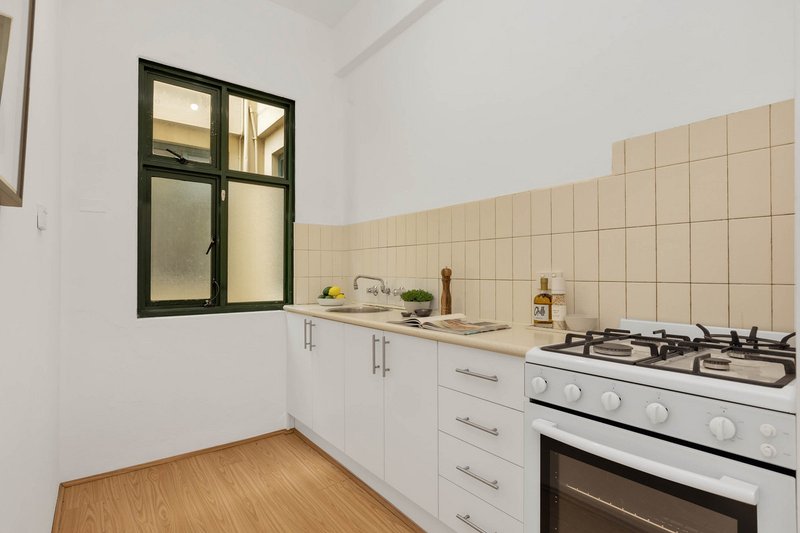 Photo - 10/12 Royston Street, Darlinghurst NSW 2010 - Image 3