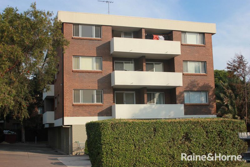 10/12 Sainsbury Street, St Marys NSW 2760