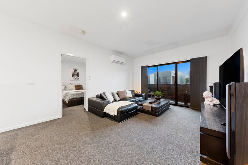 Photo - 10/12 Sturt Court, Officer VIC 3809 - Image 8