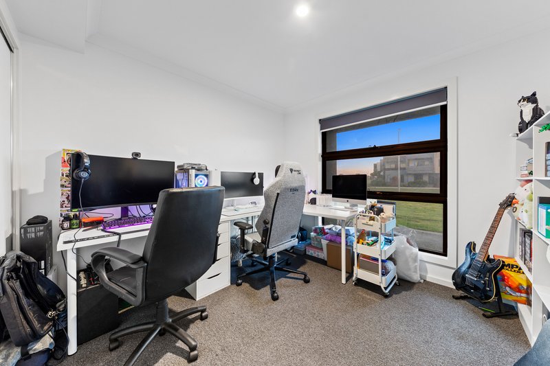 Photo - 10/12 Sturt Court, Officer VIC 3809 - Image 12