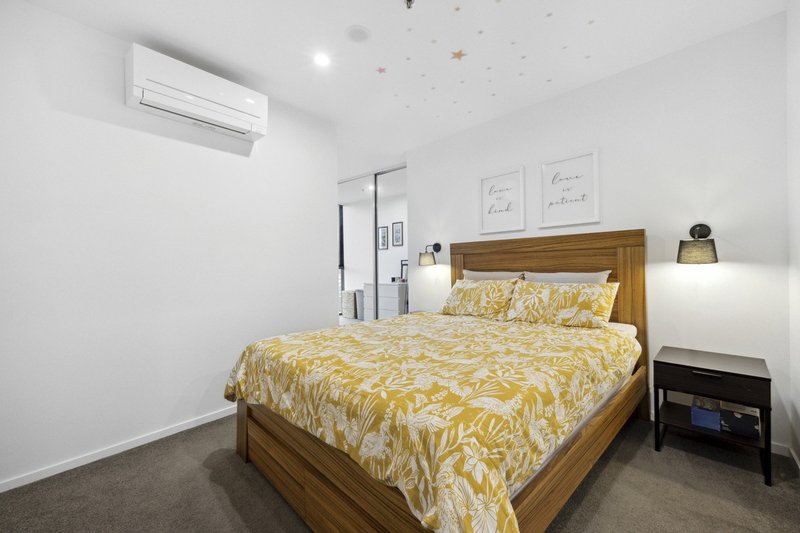 Photo - 1012/15 Bowes Street, Phillip ACT 2606 - Image 6