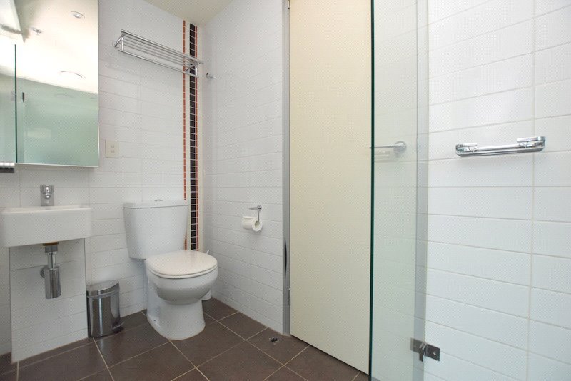 Photo - 1012/181 Abeckett Street, Melbourne VIC 3000 - Image 5