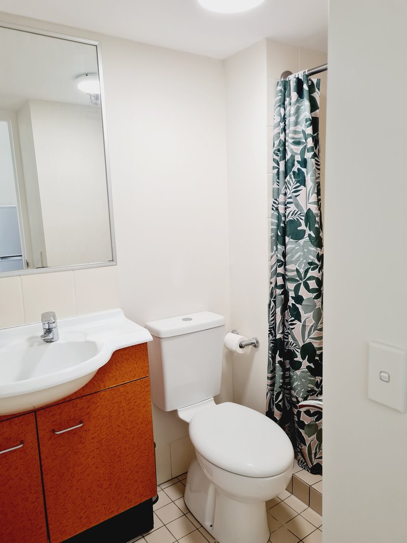 Photo - 1012/188 Shafston Avenue, Kangaroo Point QLD 4169 - Image 4