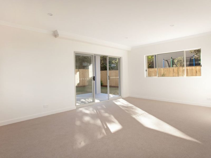 Photo - 10/1219-12 Pittwater Road, Collaroy NSW 2097 - Image 2