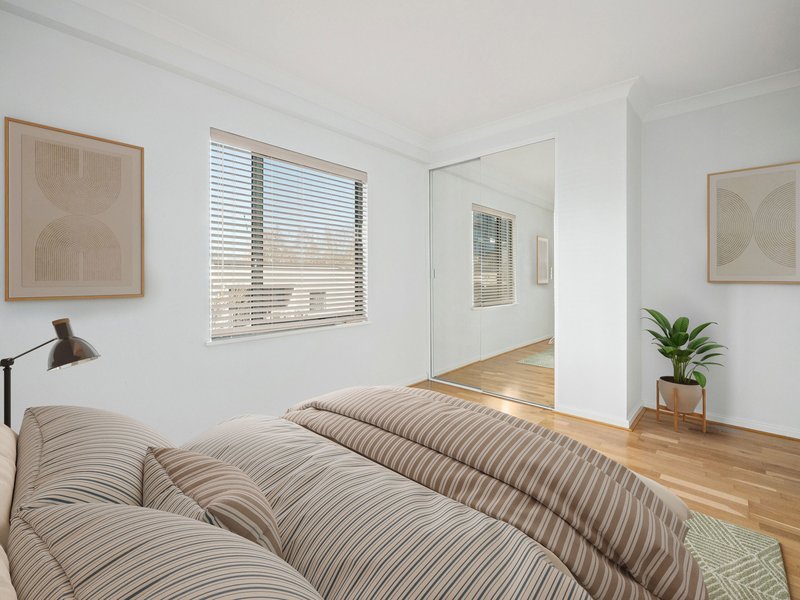 Photo - 10/122 Mounts Bay Road, Perth WA 6000 - Image 6