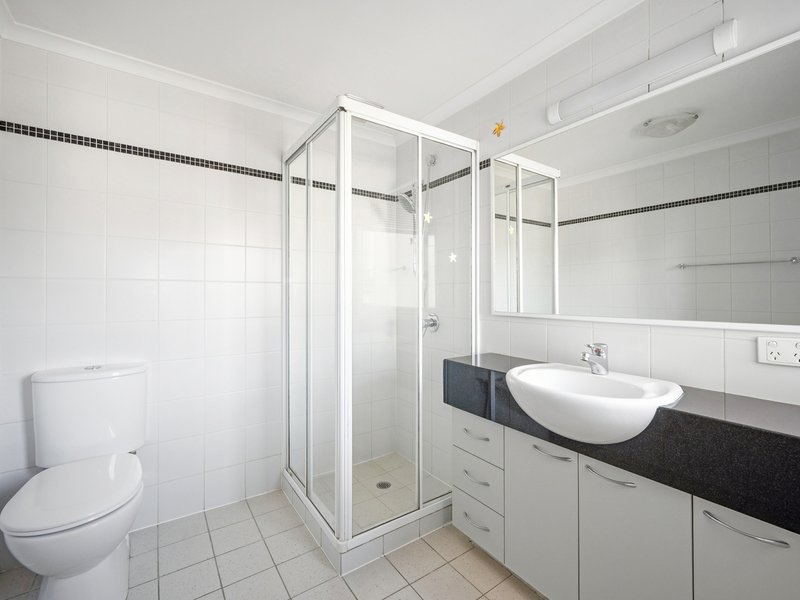 Photo - 10/122 Mounts Bay Road, Perth WA 6000 - Image 7