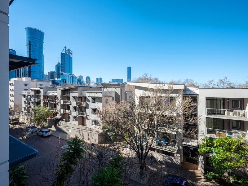 Photo - 10/122 Mounts Bay Road, Perth WA 6000 - Image 19