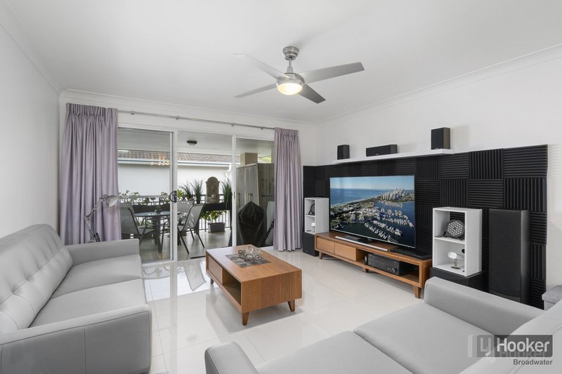 Photo - 1012/33 Clark Street, Biggera Waters QLD 4216 - Image 3