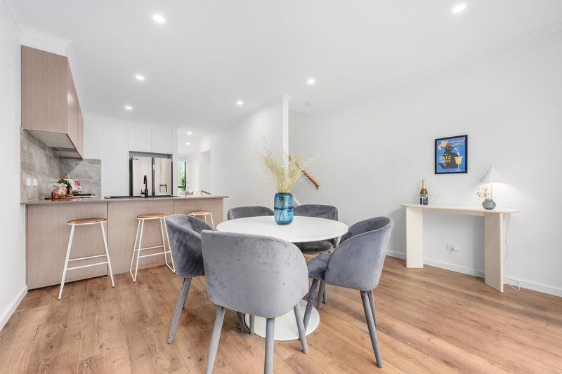 Photo - 10/128 Easty Street, Phillip ACT 2606 - Image 6