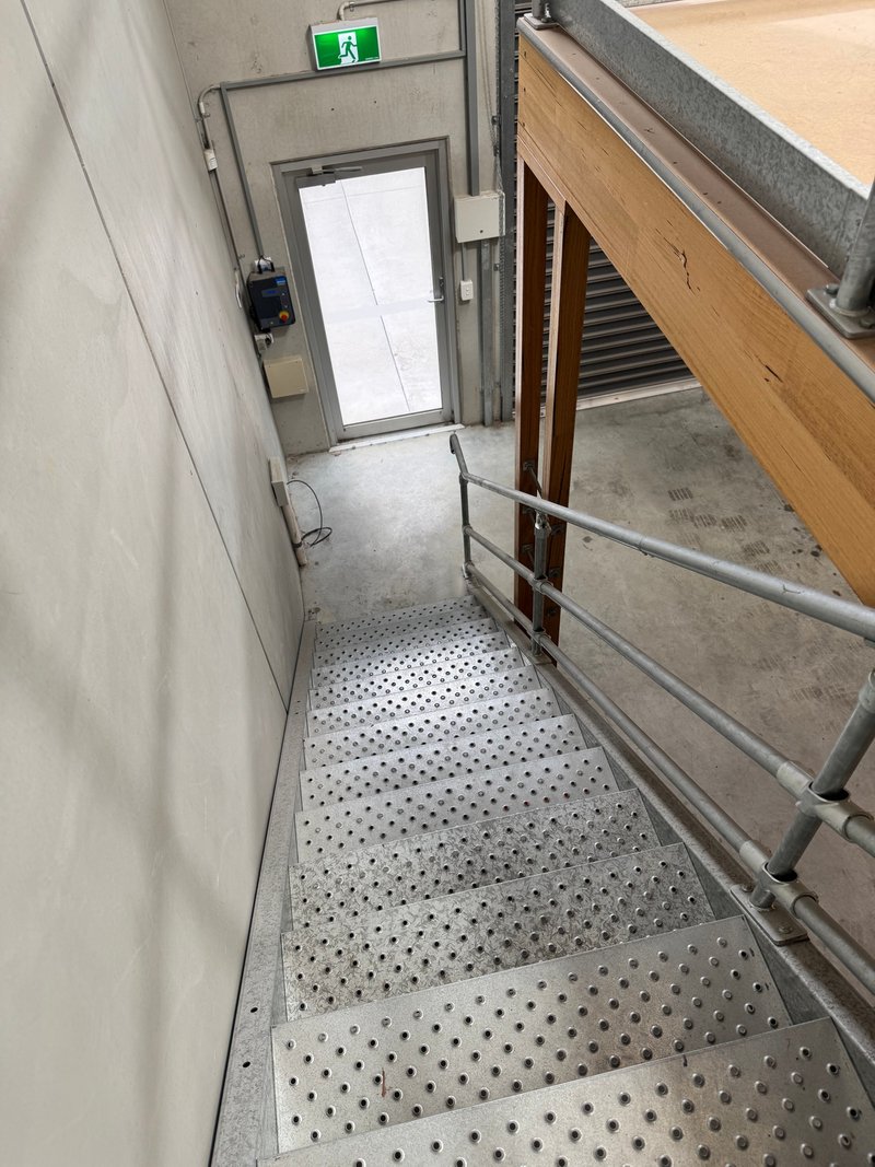 Photo - 10/13-15 Curie Court, Seaford VIC 3198 - Image 3