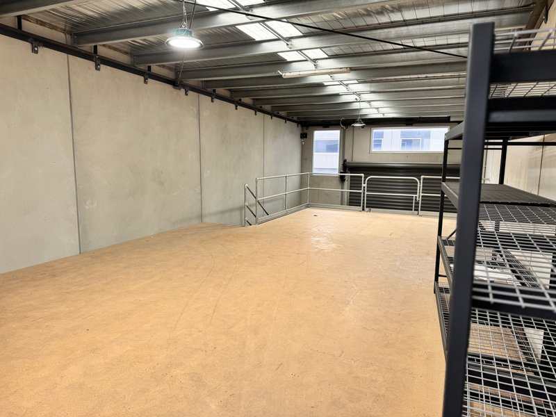 Photo - 10/13-15 Curie Court, Seaford VIC 3198 - Image 4