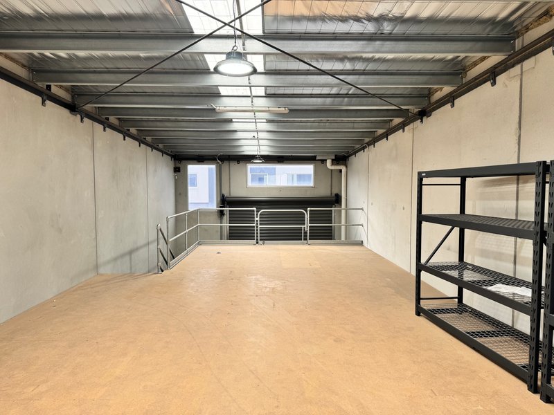 Photo - 10/13-15 Curie Court, Seaford VIC 3198 - Image 7
