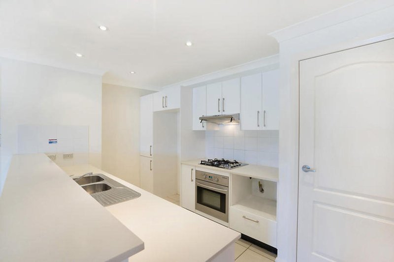 Photo - 10/13-15 Moore Street, West Gosford NSW 2250 - Image 2