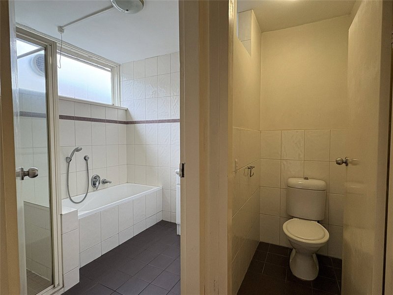 Photo - 10/13 Rockley Road, South Yarra VIC 3141 - Image 10